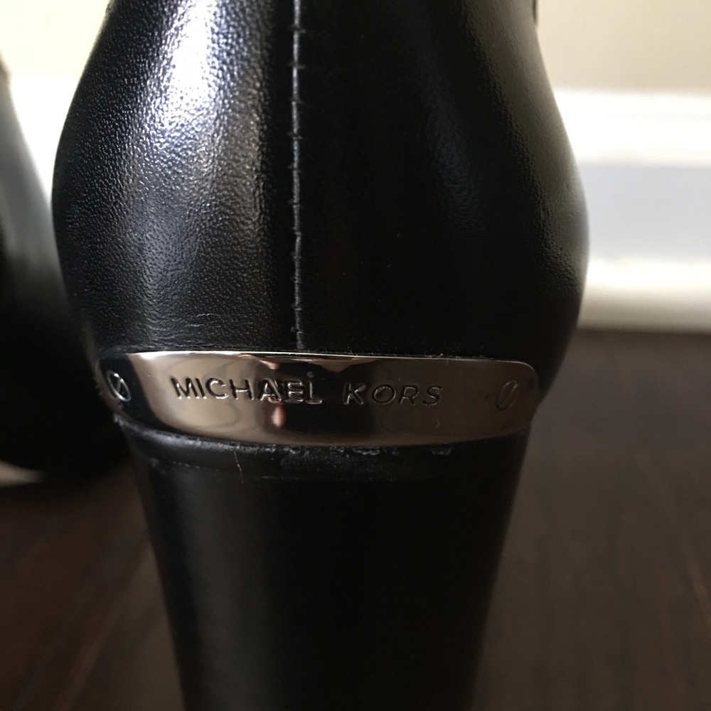 Michael Kors Black Leather Boots - Picture 5 of 6